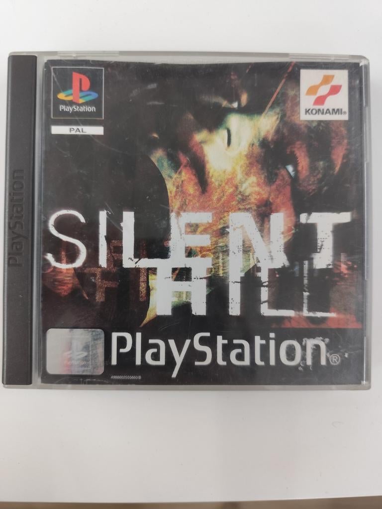 Sillent Hill ps1compleet zo goed als nieuw, Games en Spelcomputers, Ophalen