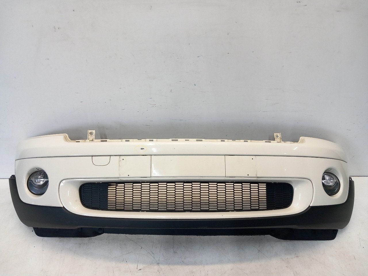 Bumper voor Mini Clubman, Onderdelen@venauto.nl, Van der Ven Autorecycling B.V., Ettenseweg 76, 4706 PB Roosendaal, The Netherlands