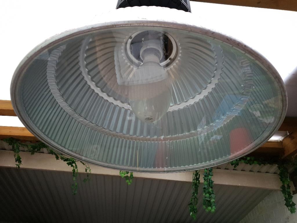 Grote Industriële Fabriek s Lamp Disano Italy Diameter is 60, Huis en Inrichting, Ophalen, Gebruikt, 50 tot 75 cm, Glas