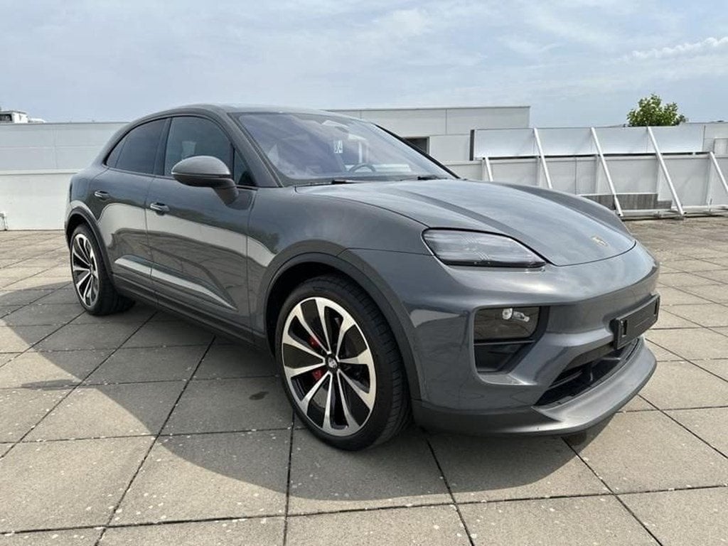 Porsche Macan 300kW 9800km 2025, Auto's, Automaat, Zwart, 408 pk, 5 zetels