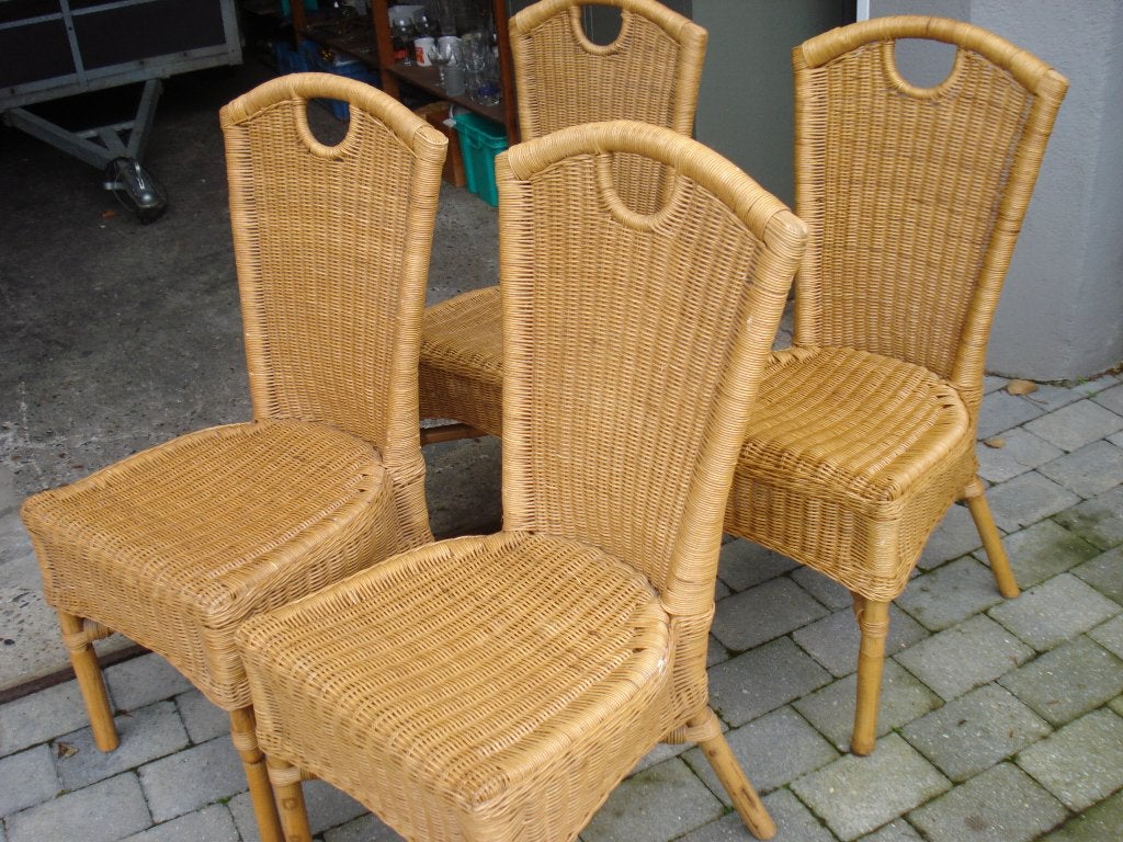4 rieten stoelen, Ophalen