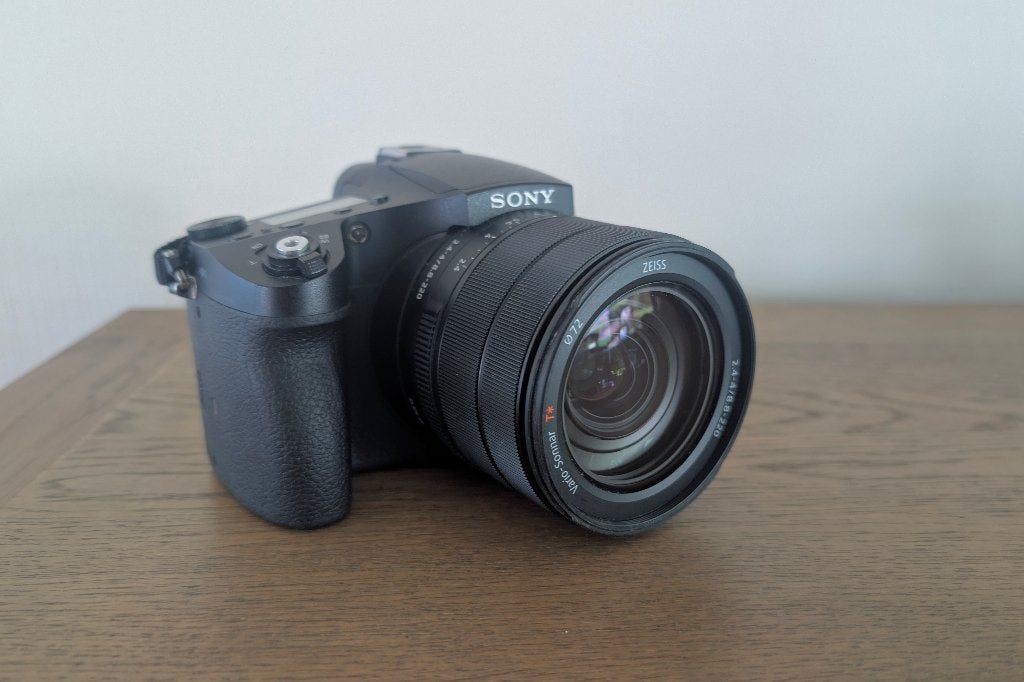 Sony RX10 mark IV bridgecamera, TV, Hi-fi & Vidéo, Appareil photo bridge, Batterie, Enlèvement, Utilisé