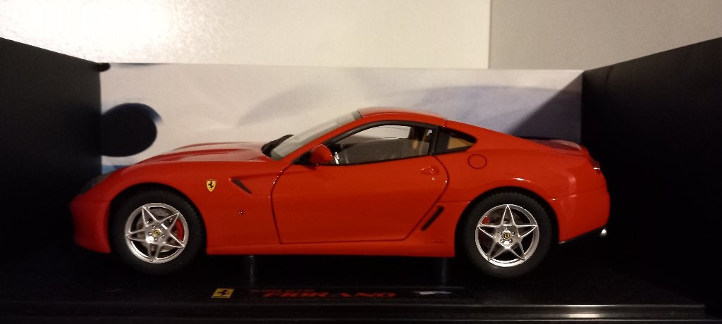 1/18 Ferrari 599 GTB Fiorano hotwheels Elite, Enlèvement ou Envoi, Comme neuf, Voiture, Hot Wheels