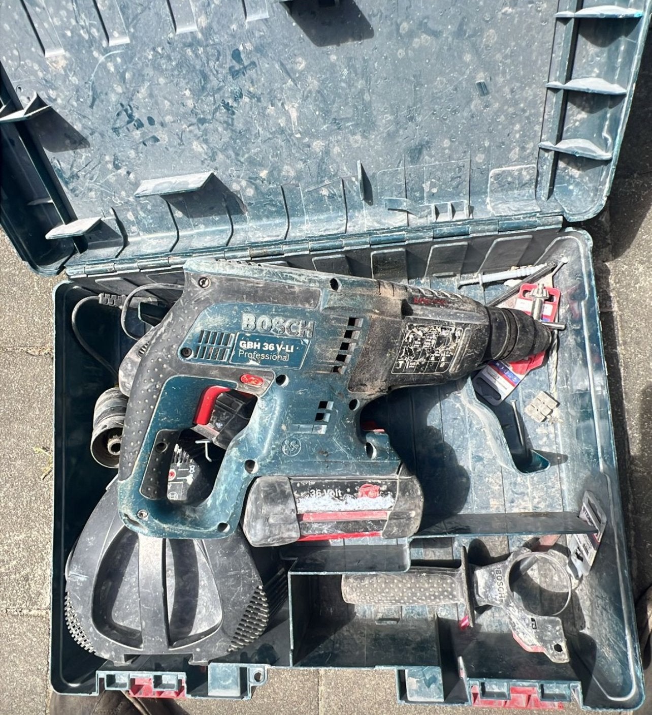 Marteau pick  bosch fonctionnr tres bien, Bricolage & Construction, Enlèvement, Utilisé, Marteau perforateur et/ou Marteau piqueur