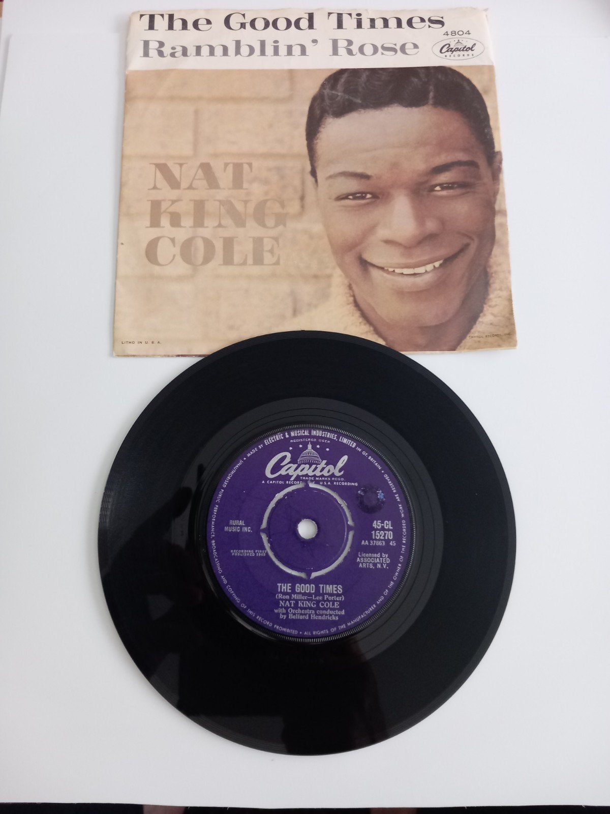 NAT KING COLE.THE GOOD TIMES. 60S  POPCORN UK 45T, Ophalen of Verzenden