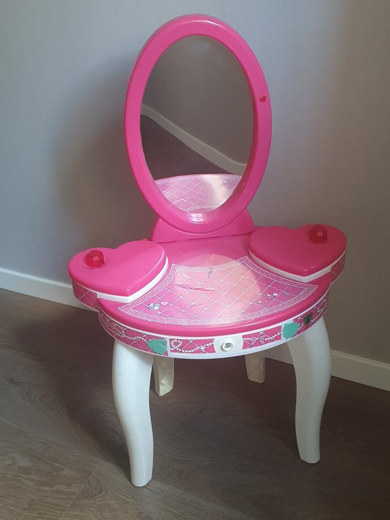 Make-up tafeltje kinderen, Ophalen