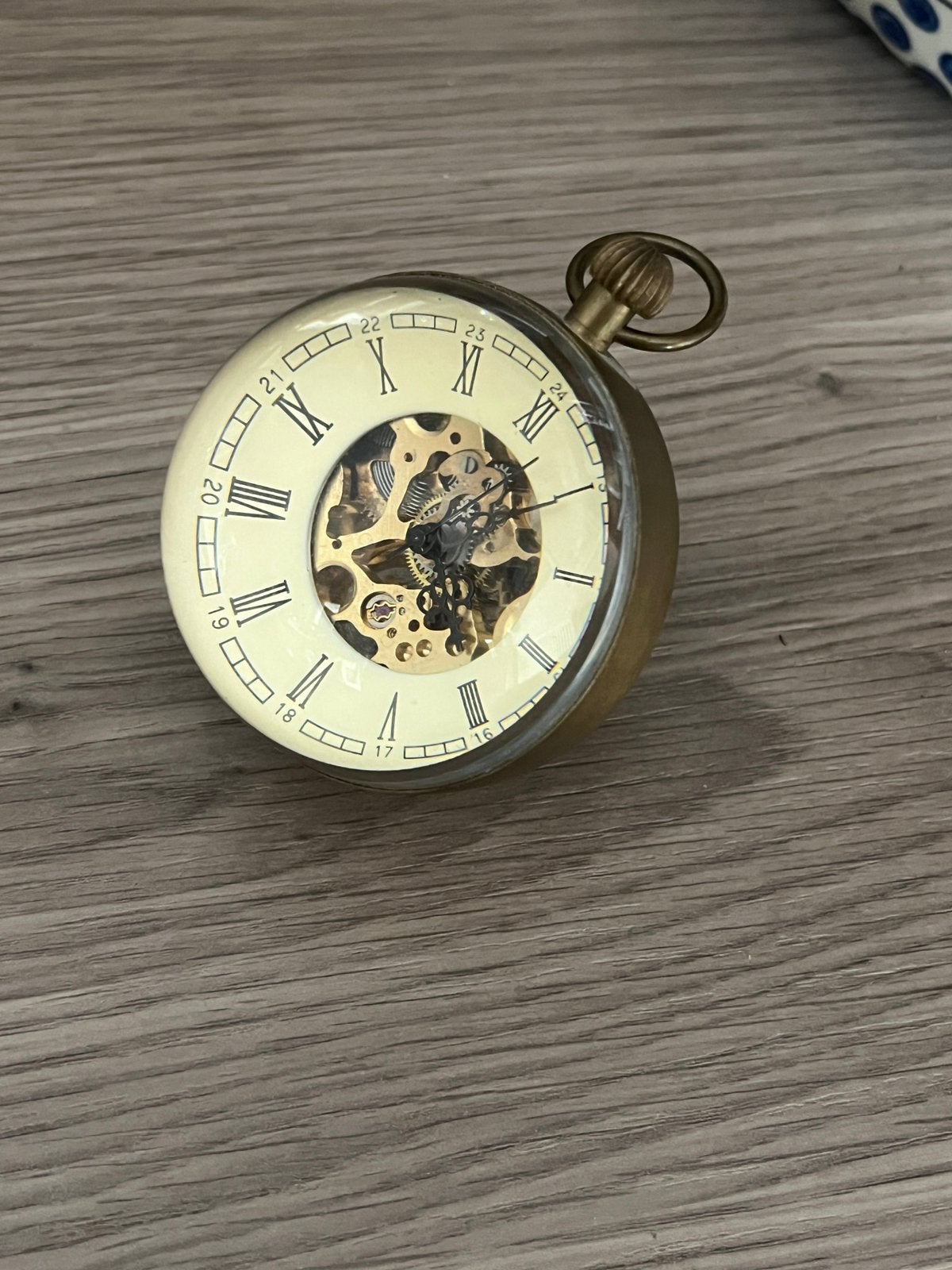 Montre de bureau - montre boule - à remontage mécanique, Bijoux, Sacs & Beauté, Montres | Anciennes | Antiquités, Enlèvement ou Envoi