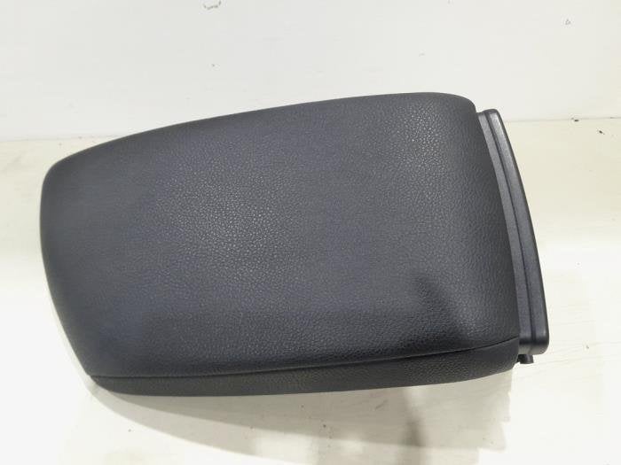 Accoudoir d'un BMW 1-Serie, -, 3 mois de garantie, Utilisé, -