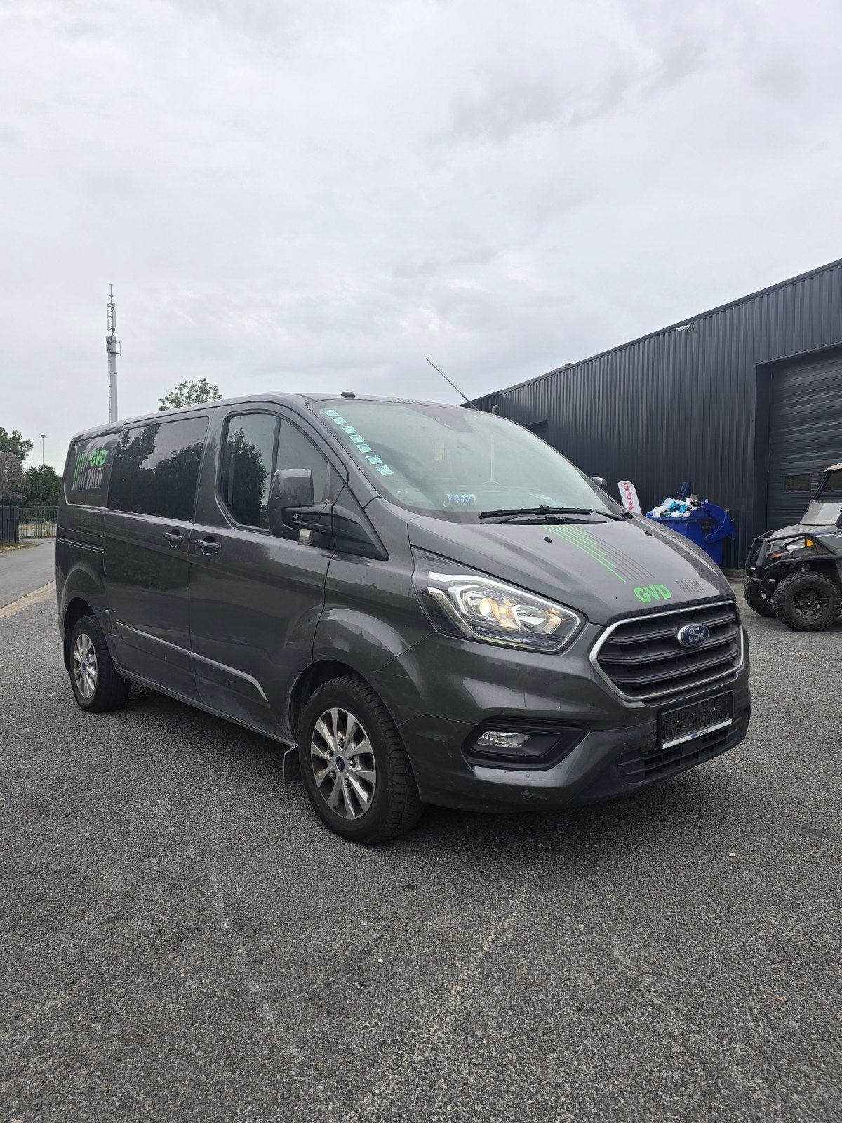 Ford transit custom 2.0 2019 Dubbel Cabine, Bedrijf, Ford, Te koop, Handgeschakeld