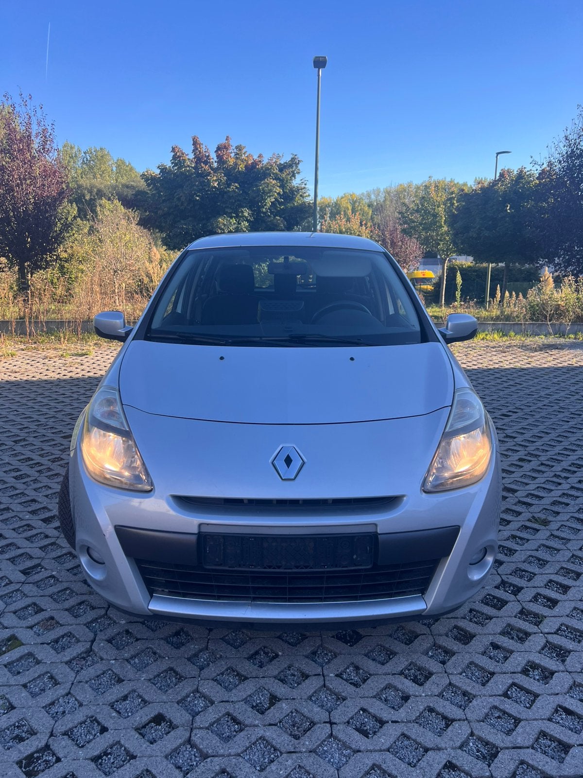 Renault Clio 3 • 1.2 benzine, Euro 5, 5 deurs, Particulier, Zilver of Grijs