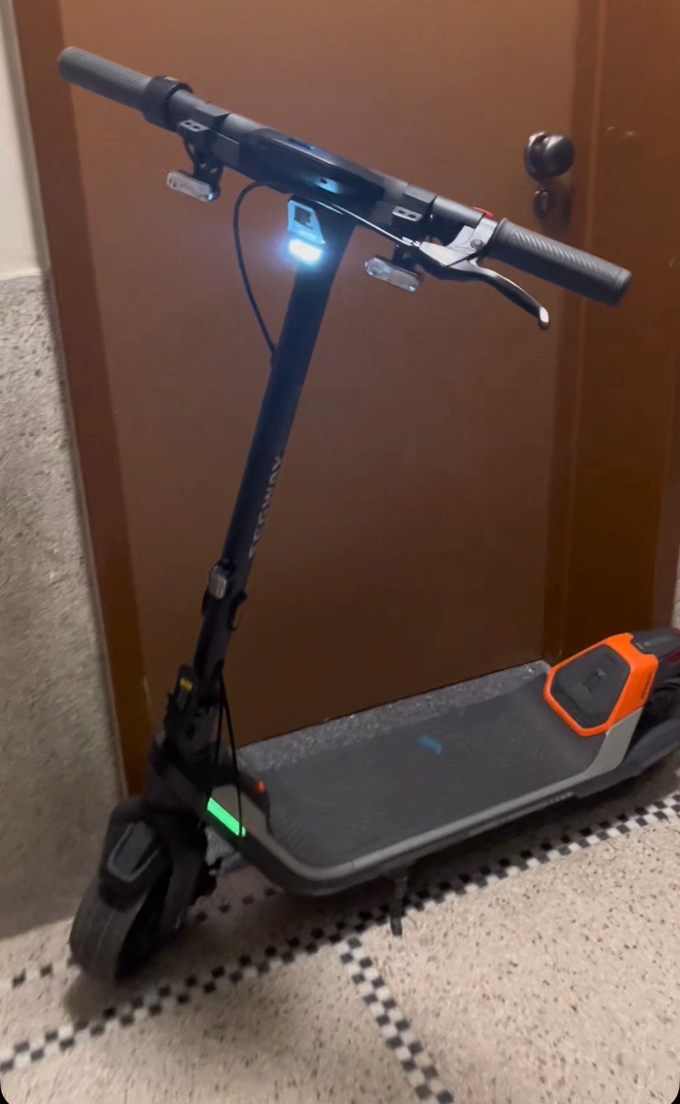 P65 nieuwstaat‼️, Enlèvement, Comme neuf, Step électrique (E-scooter)