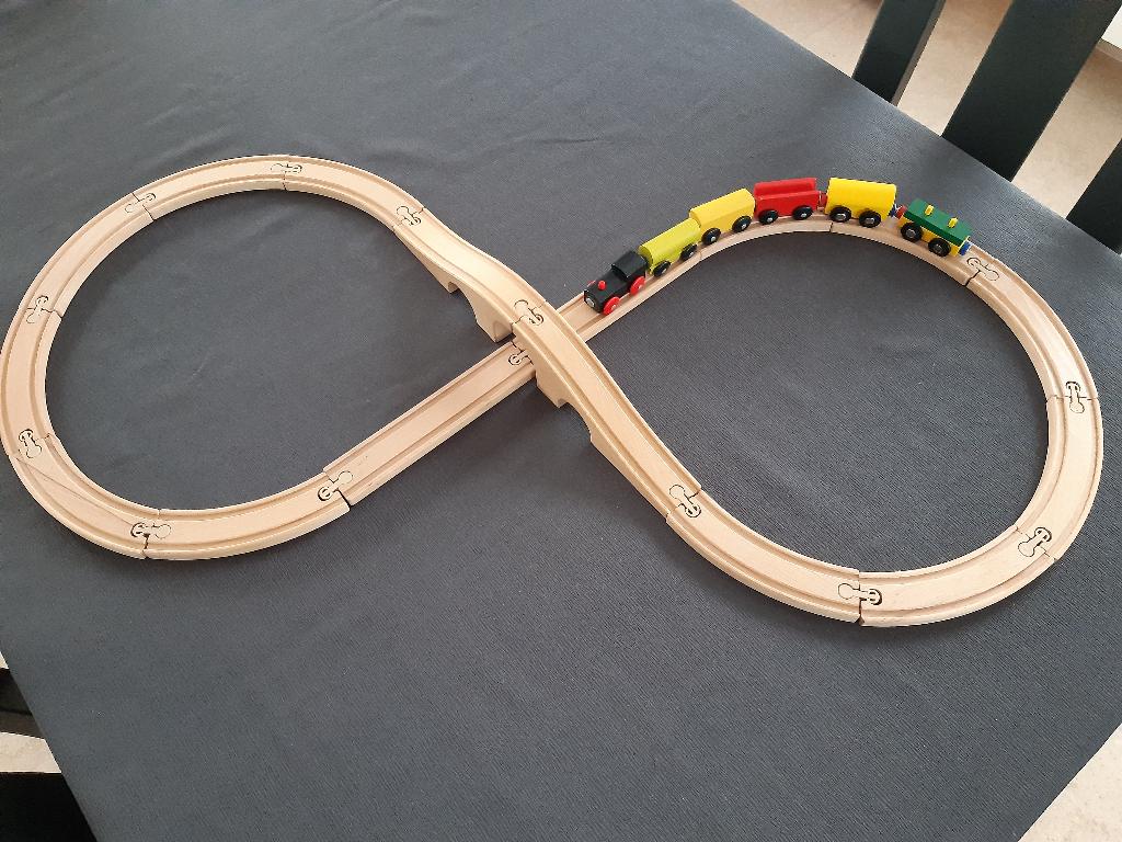 houten treinspoor met treintje, Ophalen, Zo goed als nieuw