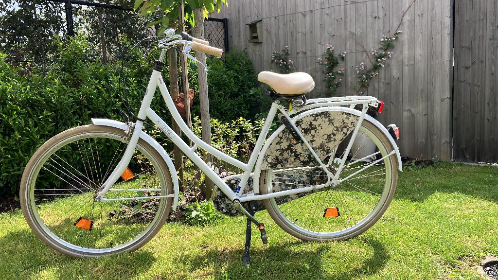 Meisjesfiets 28 inch, Vélos & Vélomoteurs, Vélos | Filles, Utilisé, 26 pouces ou plus, Frein à main, Vitesses, Frein à rétropédalage