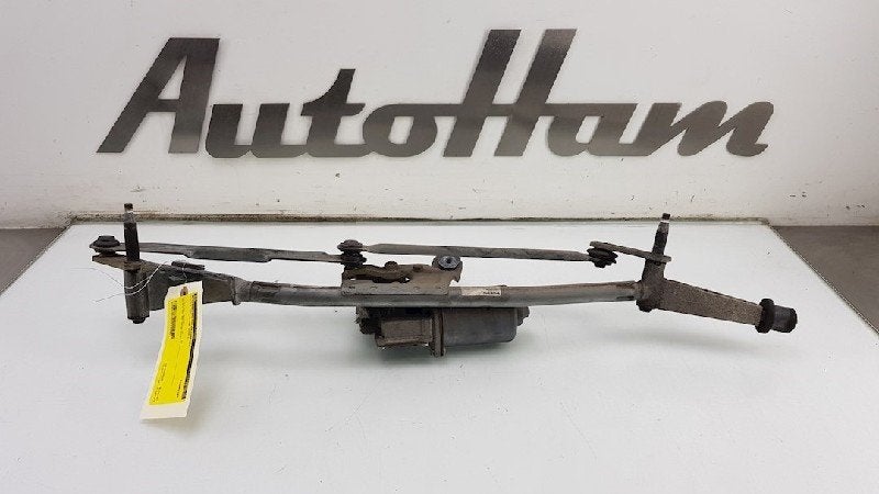 MOTEUR + TRINGLERIE ESSUIE GLACE AVANT Volvo V70 (SW), Valeo, 100, rue de Courcelles
75017  Paris, FR, Info@valeo.fr, Volvo