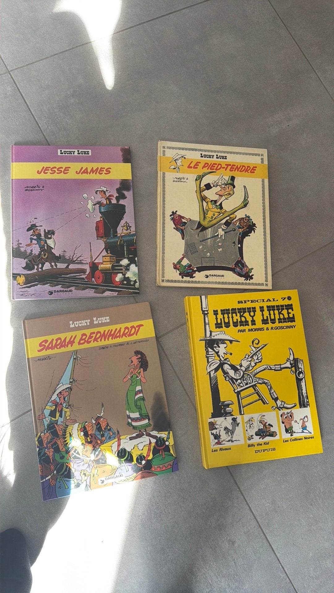Lot lucky luke, Enlèvement ou Envoi, Comme neuf