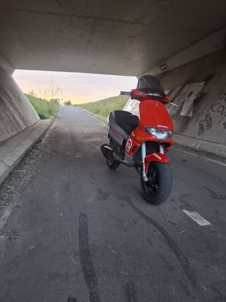 Gilera runner 125cc, Fietsen en Brommers, Scooters | Piaggio, Ophalen