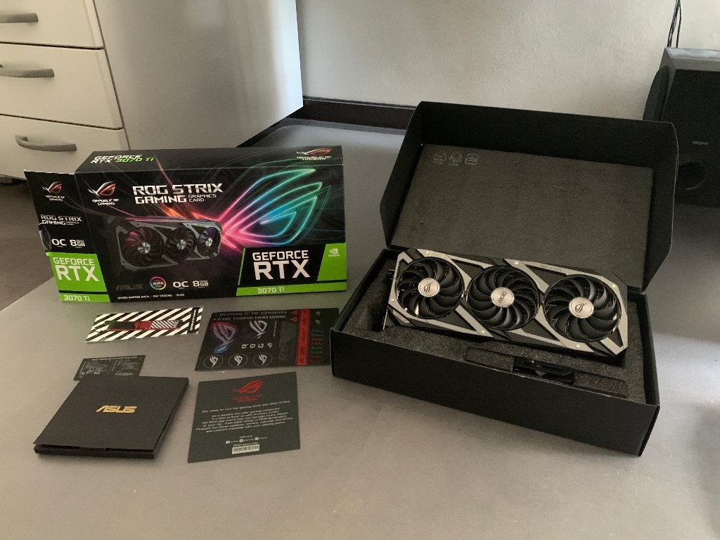 Asus ROG Strix 3070 Ti 8GB Graphic Card, Computers en Software, Ophalen, GDDR6, PCI-Express 4, Zo goed als nieuw