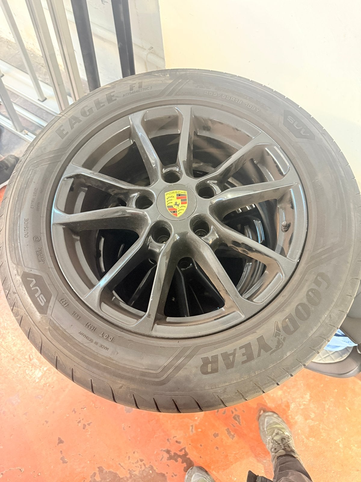 4 Jantes avce 4 pneus porsche cayenne r18, Autos : Pièces & Accessoires, Enlèvement, 18 pouces, Pneus été, Pneus et Jantes