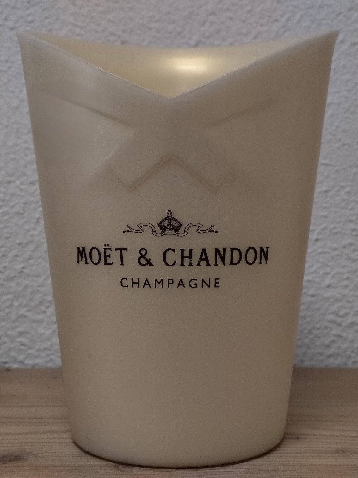 Moët & Chandon champagnekoeler / ijsemmer, Ophalen, Flessenkoeler, Kunststof, Zo goed als nieuw