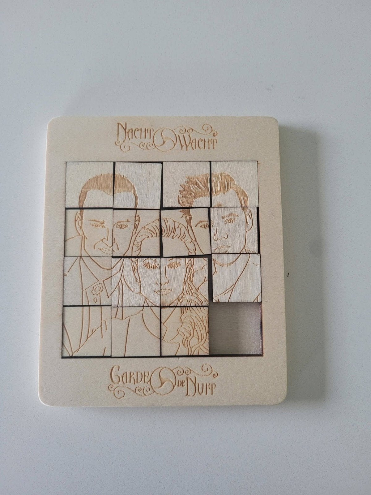 Houten puzzel
Merk: Nachtwacht, Kinderen en Baby's, Speelgoed | Kinderpuzzels, Ophalen