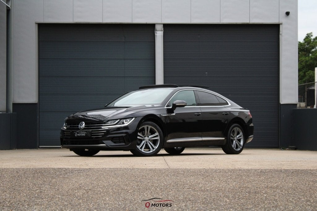Volkswagen Arteon 2.0 R-Line DSG-PANO-LED-ACC-CAM-KEYL-MAS, Auto's, Arteon, 4 cilinders, https://public.car-pass.be/vhr/33517e77-463f-449e-95ee-16c08050f07d
