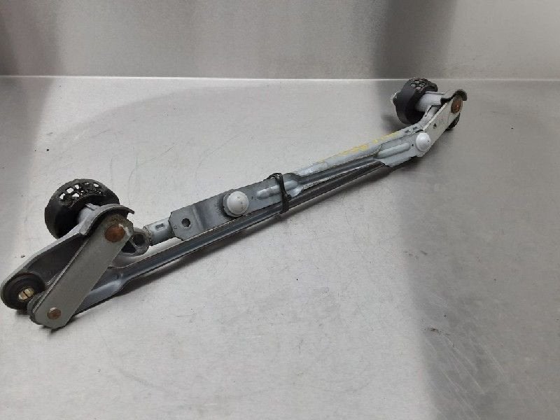 MECANISME ESSUIE-GLACE Nissan Qashqai (J11) (01-2013/-), Dhr. M. Roggen, Stadsweg 37 37
9917 PV  WIRDUM GR., NL, Nissan, Utilisé