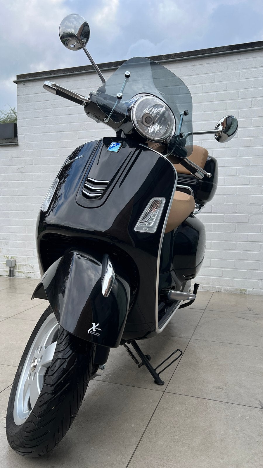 Vespa Piaggio GTS 125cc, Fietsen en Brommers, Ophalen, Piaggio, Zo goed als nieuw, Benzine