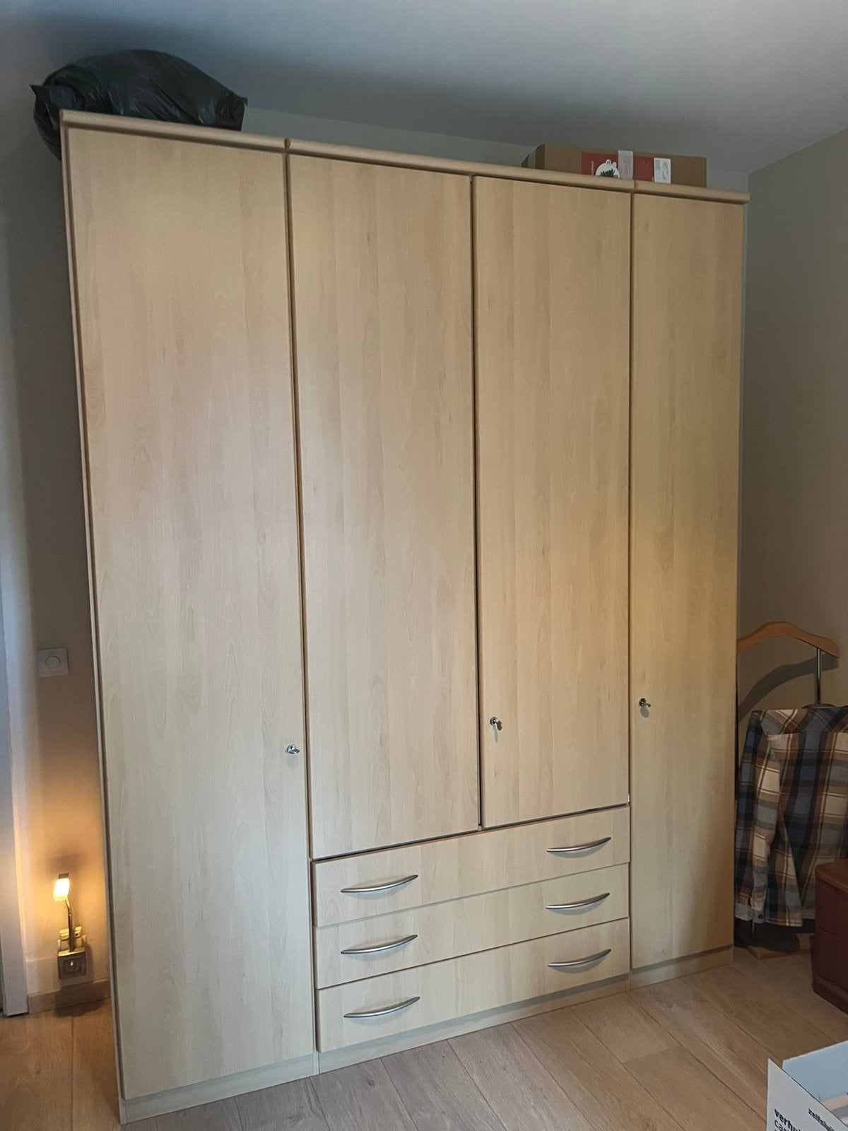 Grote kleerkast, Huis en Inrichting, Kasten | Kleerkasten, Ophalen, 200 cm of meer, 150 tot 200 cm, Overige houtsoorten