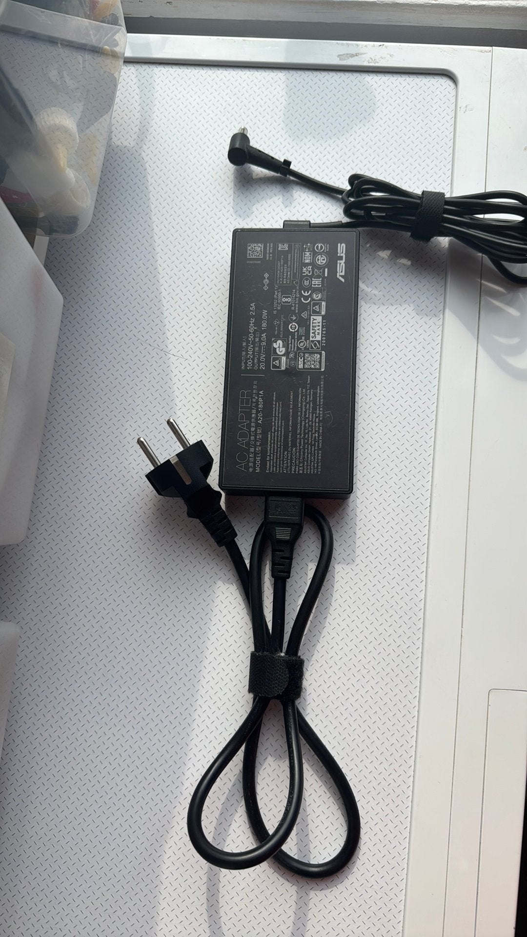 Originele ASUS TUF Dash F15 FX517ZC-HN058W 180W oplader, Computers en Software, Laptop-opladers, Ophalen of Verzenden, Zo goed als nieuw