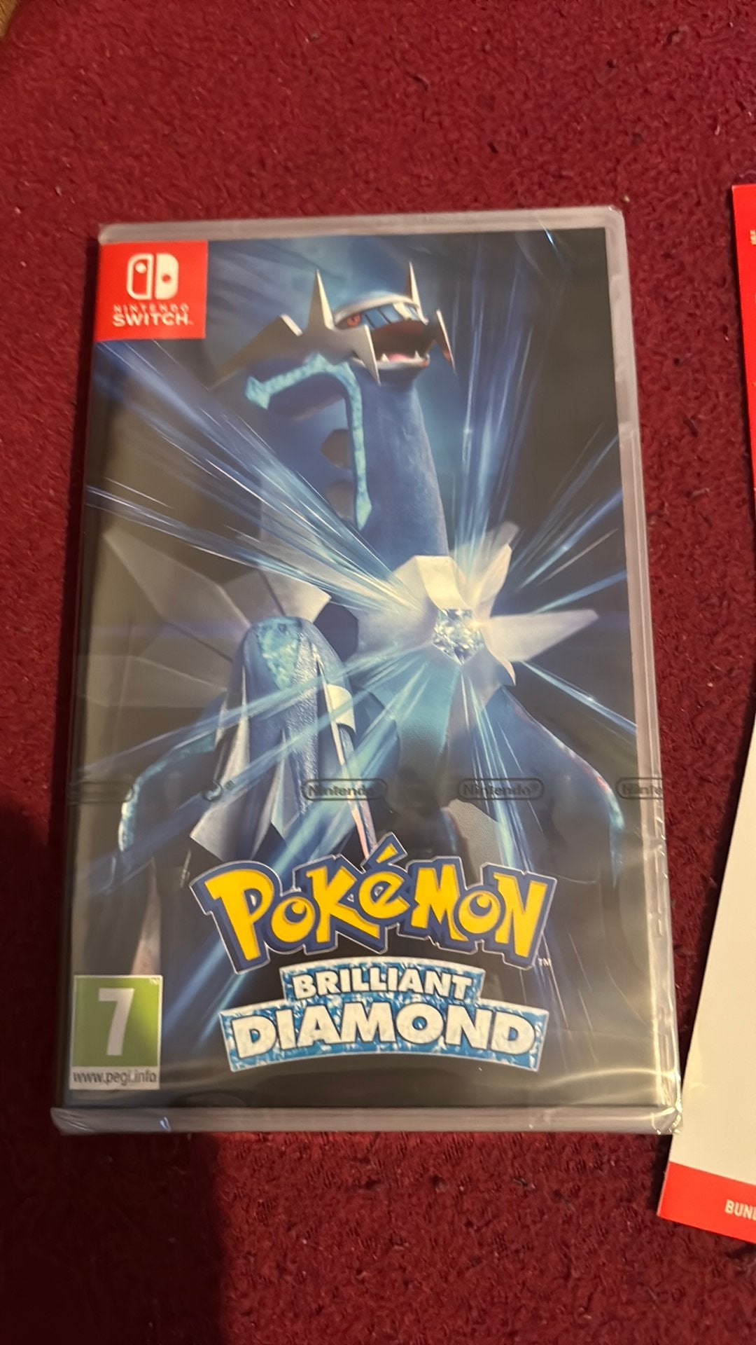 Pokémon nitendo switch spel + downloadcodes 2x100 poké balls, Games en Spelcomputers, Ophalen, Met games, Nieuw, Zonder controller