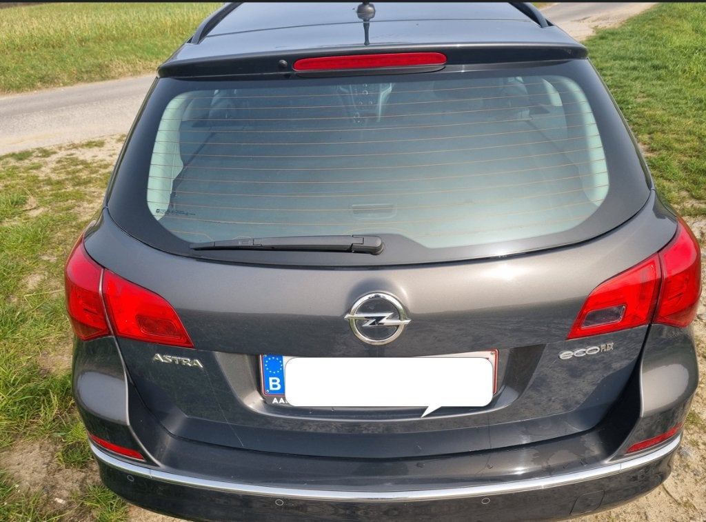 Opel Astra Sports Tourer 1.6 D met 4 extra winterbanden, Euro 5, Stof, Particulier, Te koop
