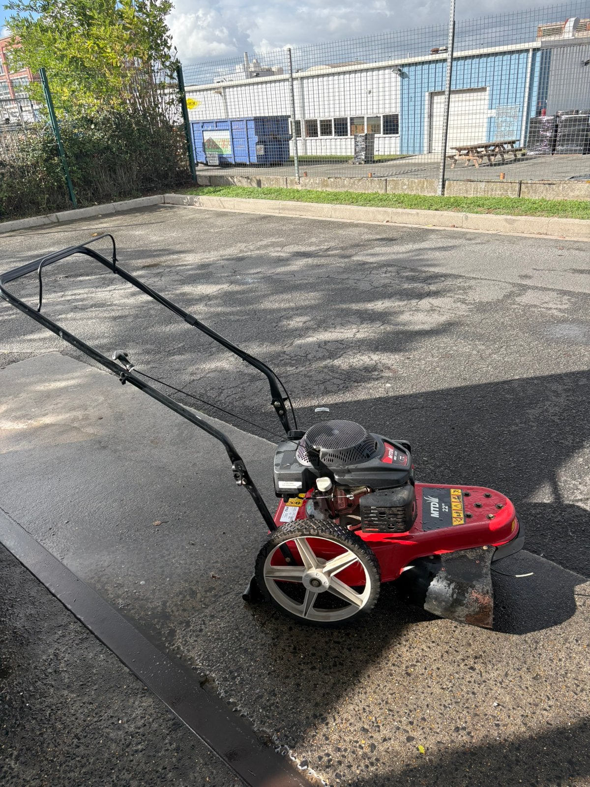 Location debroussailleuse roue, Jardin & Terrasse, Enlèvement ou Envoi, Comme neuf