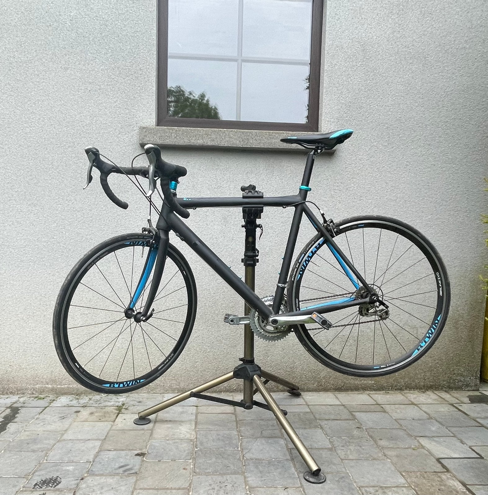 Btwin Triban 560, Vélos & Vélomoteurs, Vélos | Vélos de course, Comme neuf, Autres marques, Plus de 20 vitesses, 28 pouces, Frein sur jante