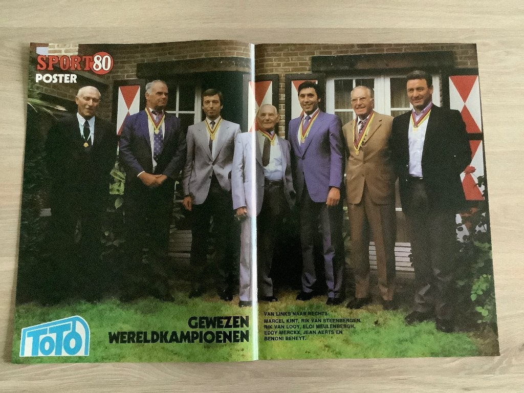 Poster Gewezen Wielerwereldkampioenen wielrennen, Verzamelen, Ophalen of Verzenden, Zo goed als nieuw, Poster, Plaatje of Sticker