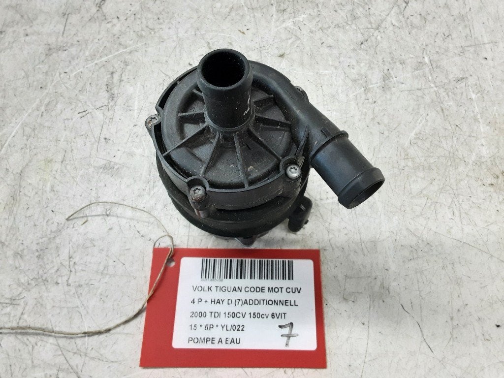 WATERPOMP Volkswagen Tiguan (5N1 / 2) (04L965567A), Gebruikt, Volkswagen, Mevr. I. Hauben, Rue de l'Espoir 34 34
4030  GRIVEGNÉE, BE