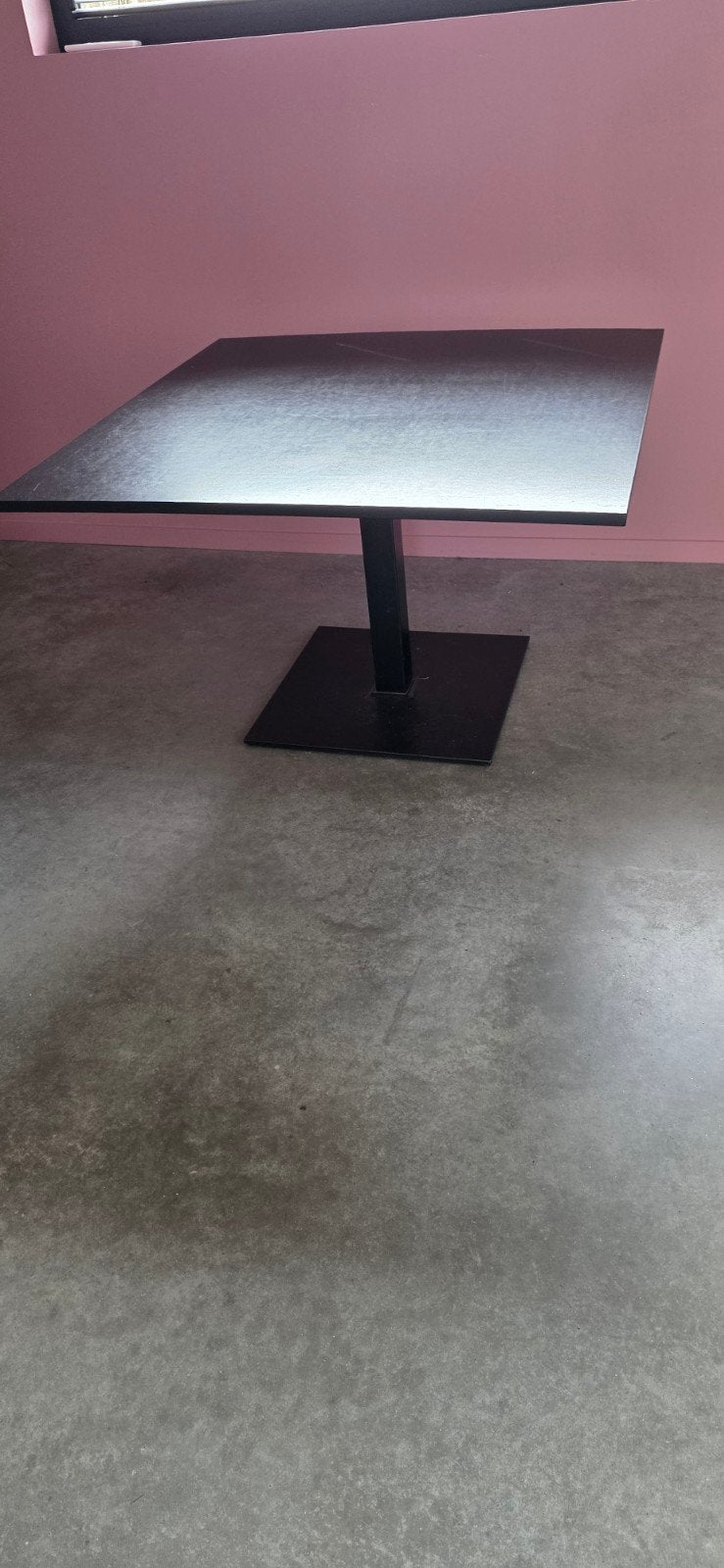 tafel vierkant 120 m, goede staat, Huis en Inrichting, Ophalen, Vierkant