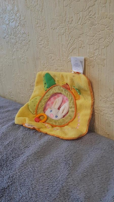 Tissu en forme de lapin, Enlèvement ou Envoi, Lapin