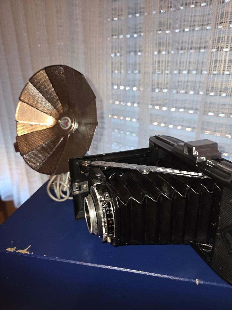 Appareil photo avec pellicule, Enlèvement, Utilisé, Plusieurs médias, Cinéma, Vidéo et Photographie