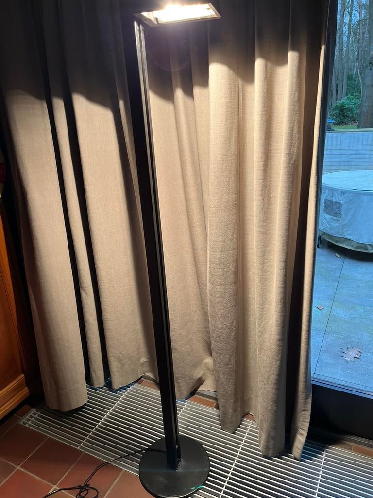 Vloerlamp, Huis en Inrichting, Ophalen, Gebruikt, Strak sober, Metaal