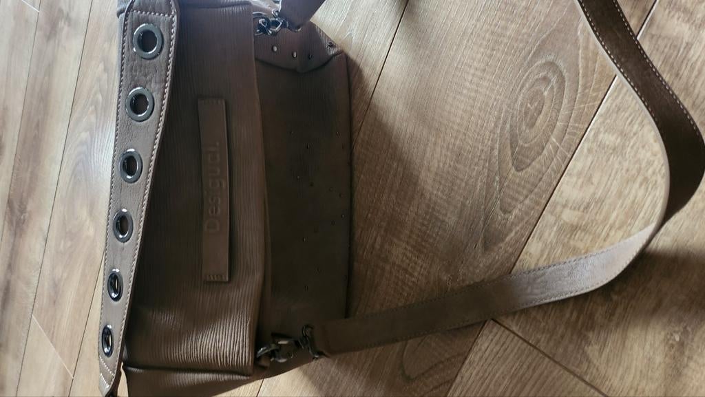 desigual sac, Handtassen en Accessoires, Tassen | Damestassen, Ophalen of Verzenden, Zo goed als nieuw