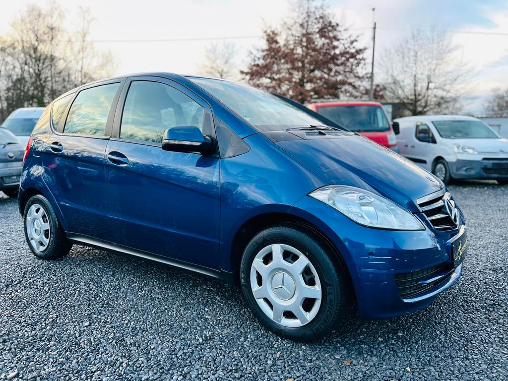 Mercedes A180 cdi 2.0 diesel euro 5 bj2011 km 180.000, Auto's, Voorwielaandrijving, Euro 5, Stof, Zwart