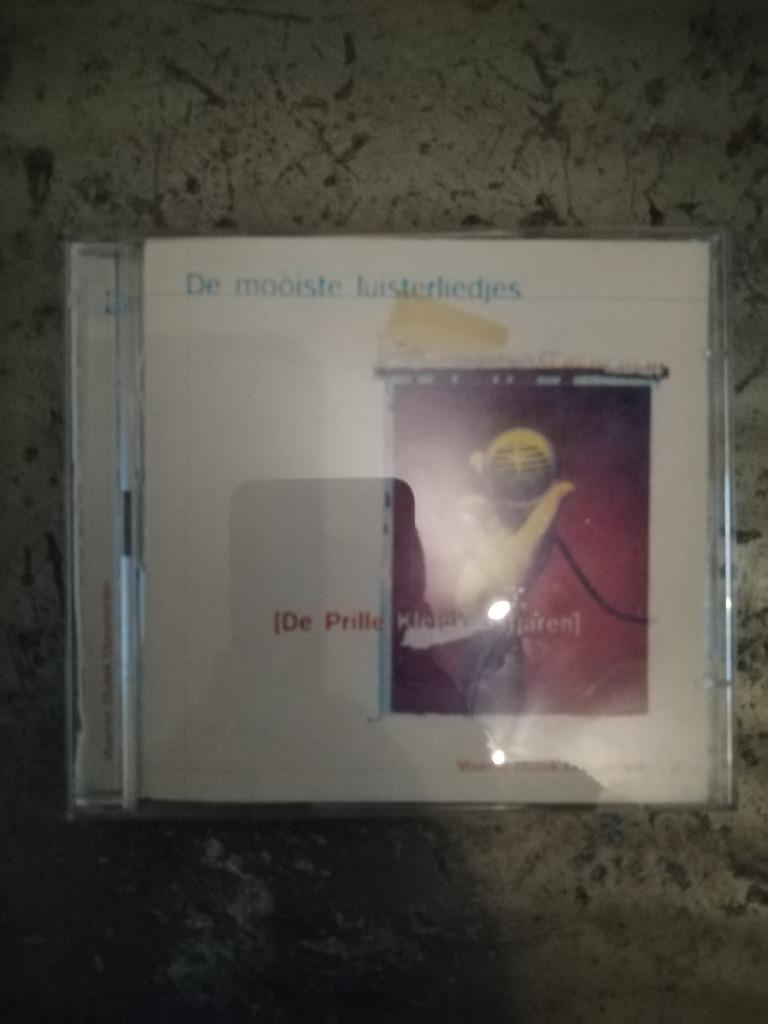 De Mooiste Luisterliedjes (De Prille Kleinkunstjaren), Envoi, Comme neuf, Chanson réaliste ou Smartlap