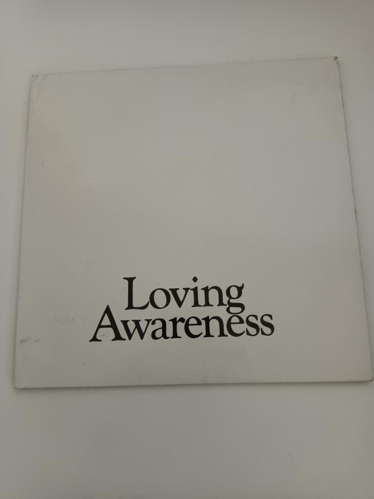 Loving Awareness met poster, Enlèvement ou Envoi, Comme neuf