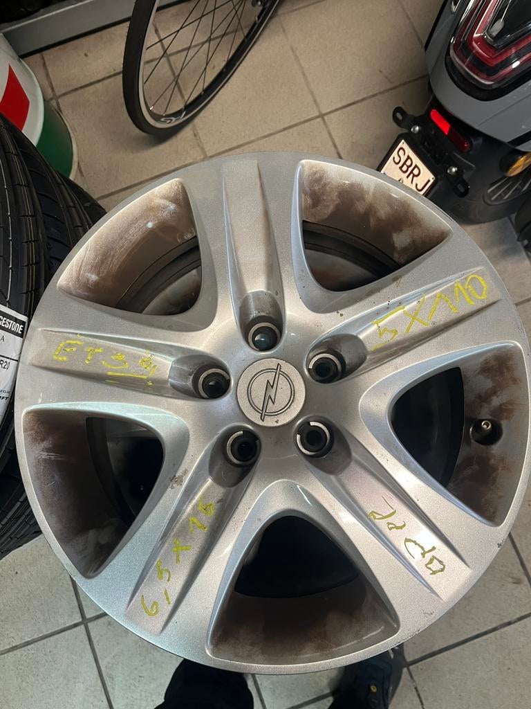 Stalen opel velgen met originele deksels., Ophalen, Gebruikt