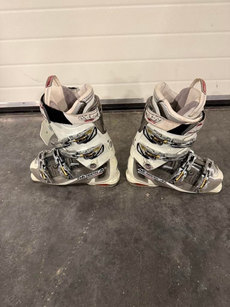Skibotten Nordica dames. Maat 39, Ophalen, Gebruikt, Schoenen, Nordica
