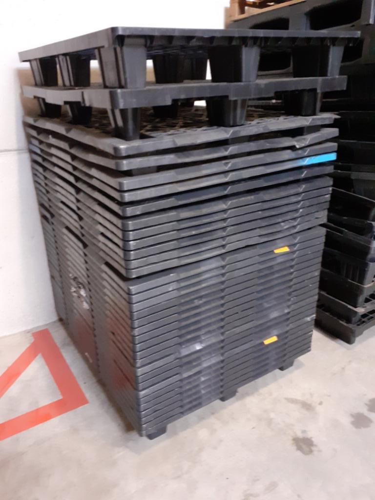 palettes en plastique, Ophalen, Gebruikt, Pallet