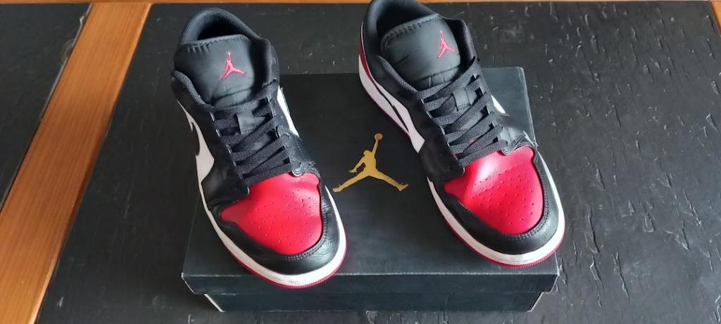 Nike Air Jordan 1 Low White/Black-Varsity Red, Ophalen, Overige kleuren, Zo goed als nieuw, Sneakers