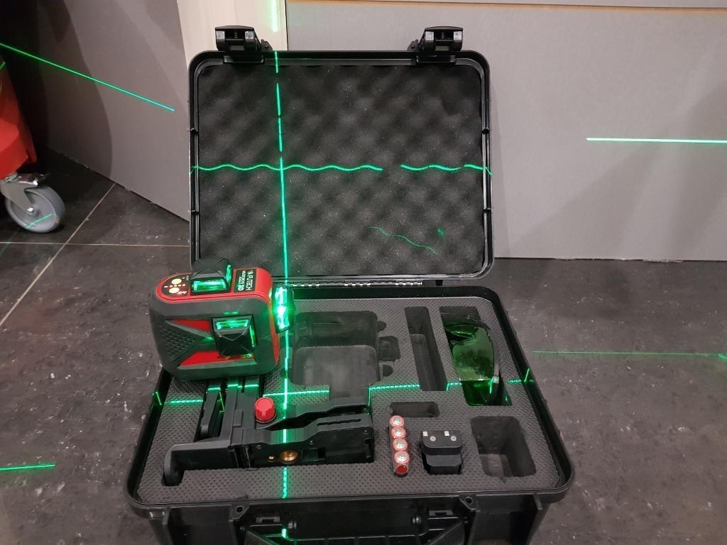 FUTECH MULTICROSS 3D COMPACTE KRUISLIJNLASER - GROEN, Doe-het-zelf en Bouw, Ophalen, Nieuw, Geluid