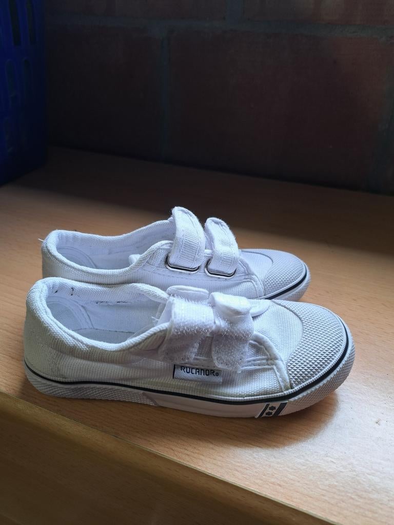 Turn pantoffels maat 27, Sports & Fitness, Gymnastique, Enlèvement, Comme neuf, Blanc, Chaussons de gymnastique