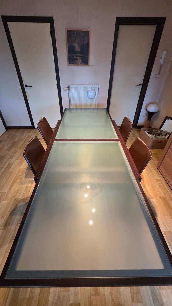 Uitschuifbare eettafel in hout en glas + 4 stoelen., Huis en Inrichting, Tafels | Eettafels, Ophalen, 100 tot 150 cm, 50 tot 100 cm